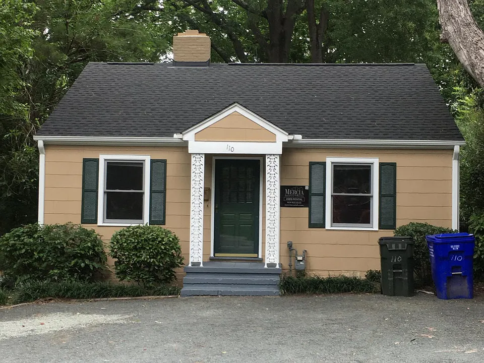 110 Noble St