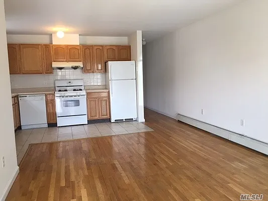 Rented by Douglas Elliman | media 26