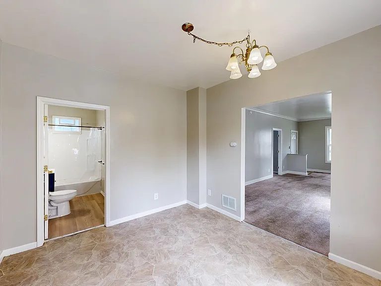 518 Myers St — Photo 3