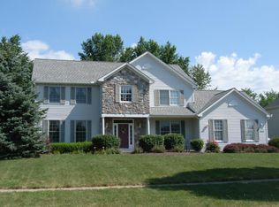 33704 N Fall Lake Dr, Avon, OH 44011