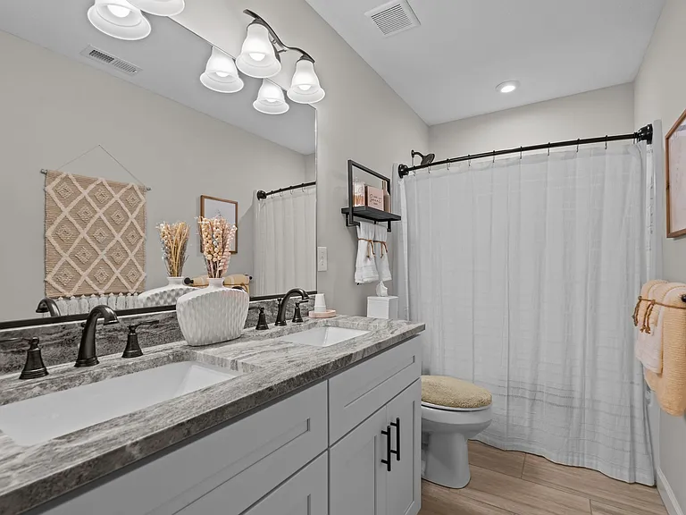 115 Thalia Rd — Photo 22