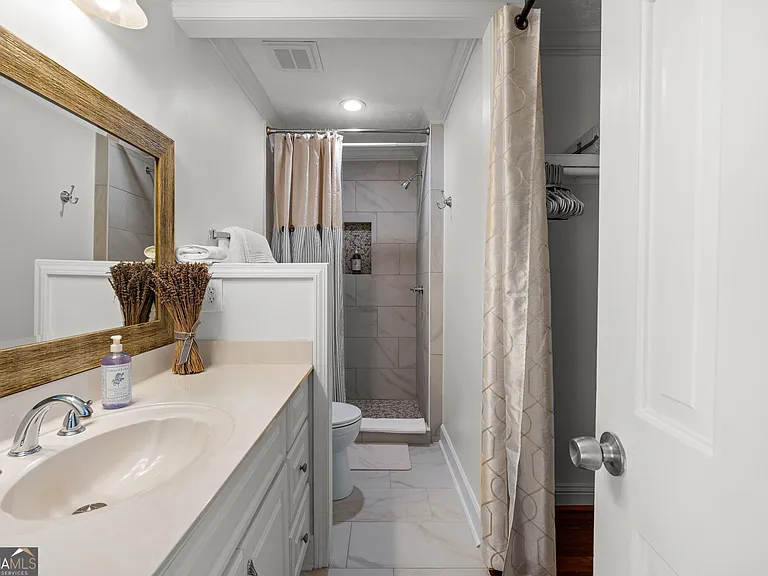 101 Waterwood Bnd — Photo 34