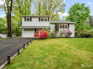 12 Barrie Rd, East Brunswick, NJ 08816