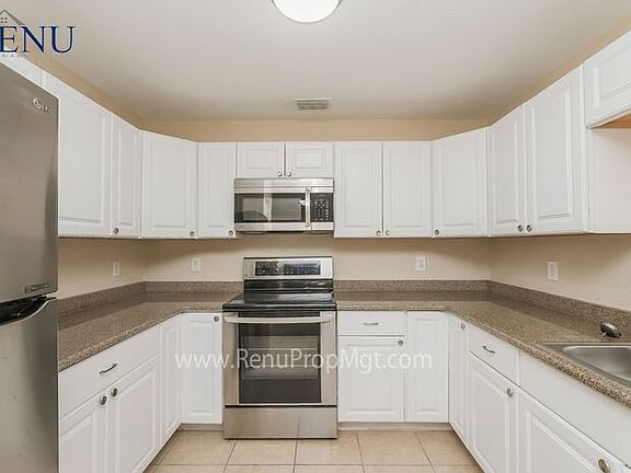 5th image of 1408 Casa Bonita Ave