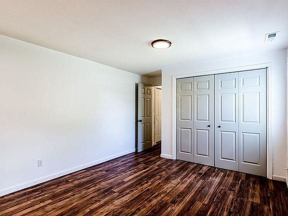 4th image of 3712 Rockwood Dr