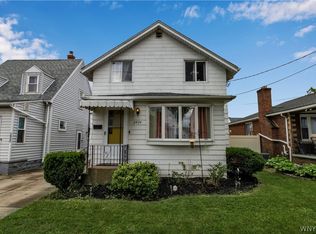 2934 Porter Rd, Niagara Falls, NY 14305