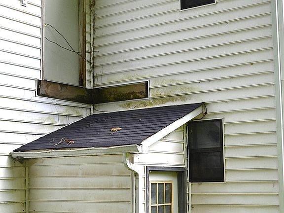 5th image of 7649 Moncove Lake Rd