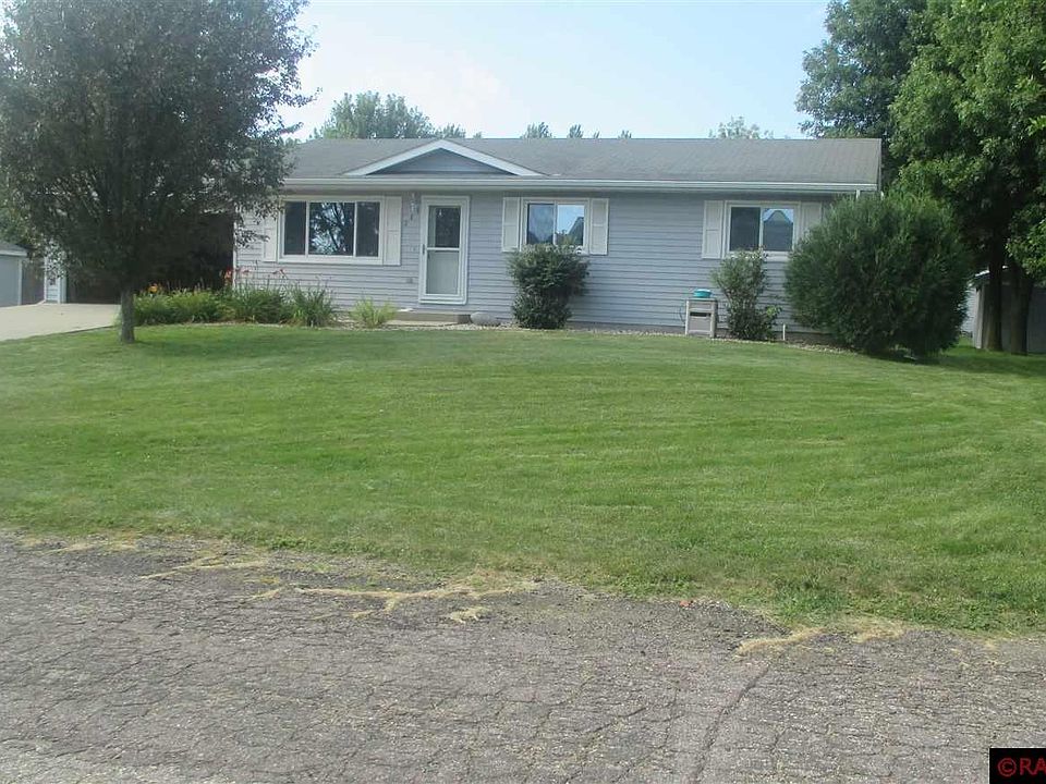1st image of 214 Holly Ln