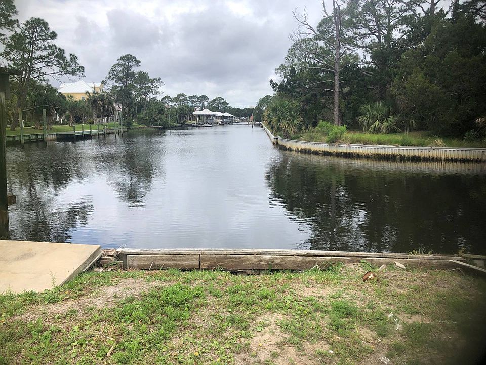 1st image of 1550 Shell Point Rd
