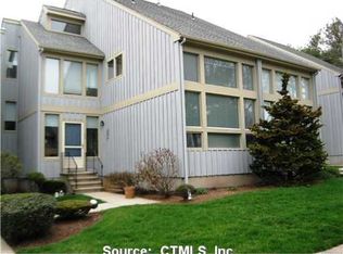 179 Turtle Bay Dr, Branford, CT 06405