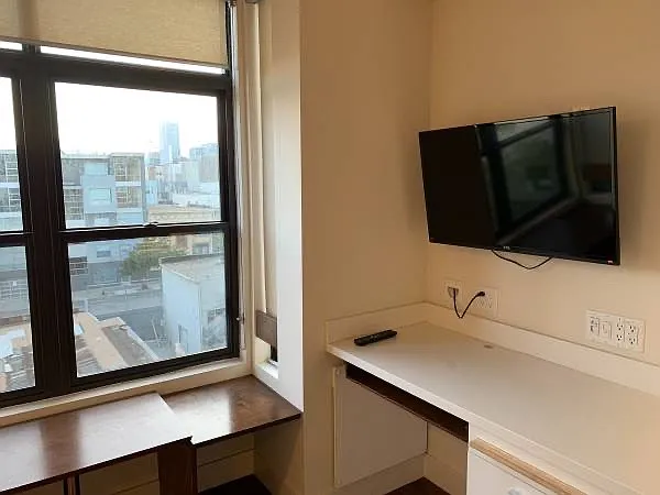 38 Harriet St #402 — Photo 4