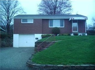18 Emma Dr, Pittsburgh, PA 15223
