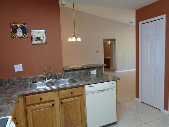 5th image of 5200 Playpen Dr Unit 16