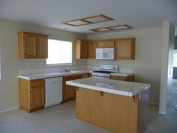 3rd image of 13662 Brynwood St