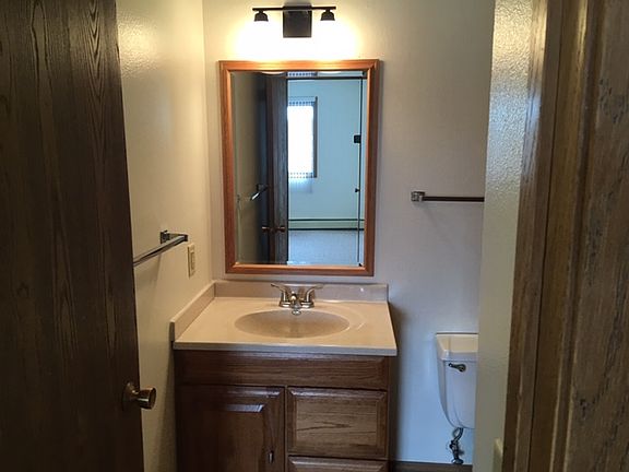 2nd image of 1545 Aber Ave #11