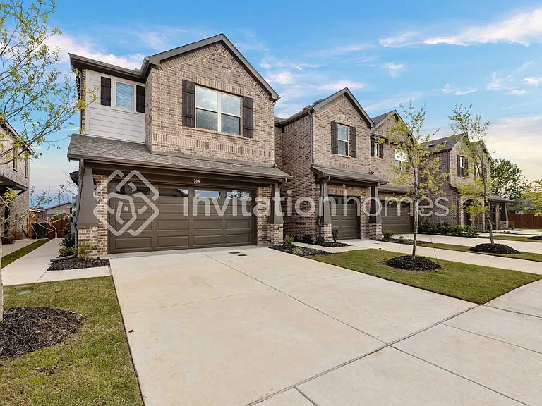 6422 Blue Trl — Photo 1