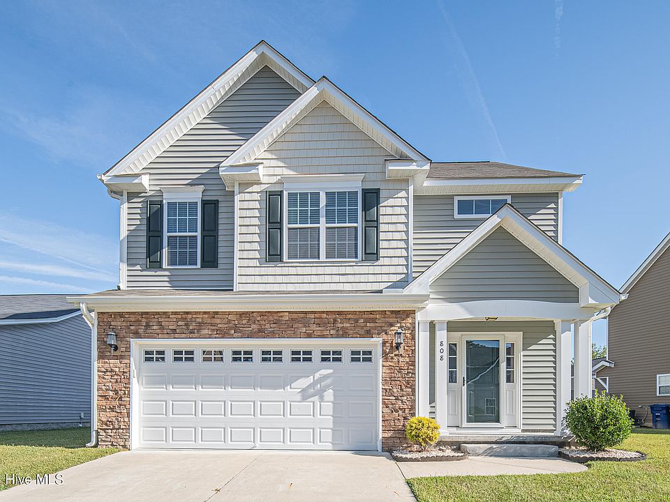 1st image of 808 Jade Ln