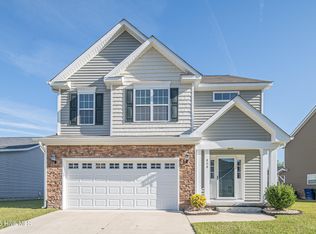 808 Jade Ln, Winterville, NC 28590