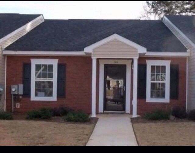 1st image of 114 Kingston Village Dr