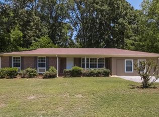 6662 Hawes Dr, Lithonia, GA 30058