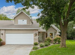 5964 Bren Cir, Minnetonka, MN 55343