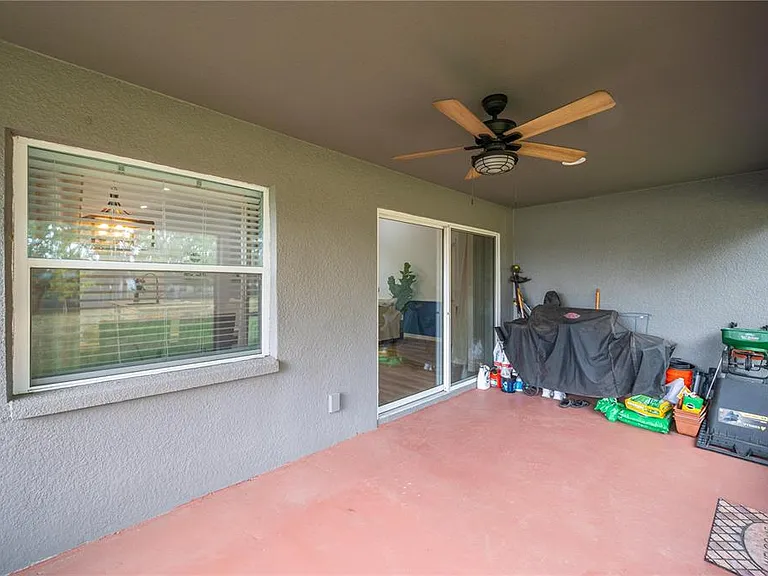 501 Interlock St — Photo 35