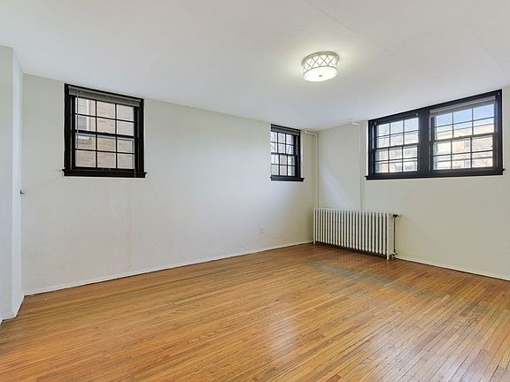 2nd image of 2775 Xerxes Ave S #100
