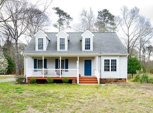 215 Providence Rd, Deltaville, VA 23043
