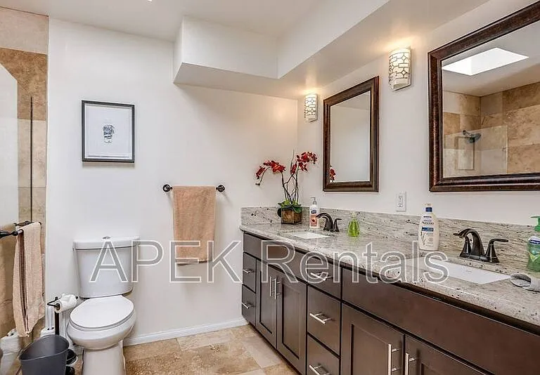 2415 E Finley Rd — Photo 12