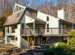 34 Deerfield Trce, Burlington, CT 06013