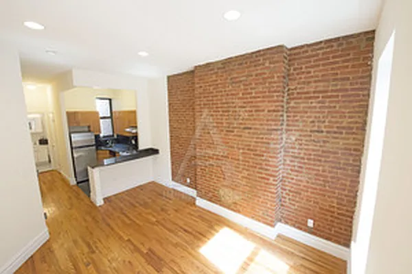 Rented by Peter Ashe | media 5