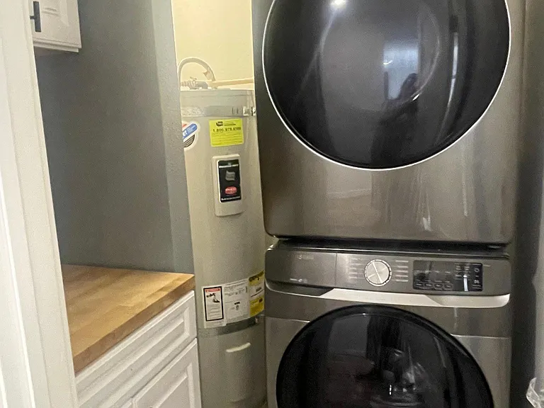 810 Taylor Ave N #220 — Photo 16