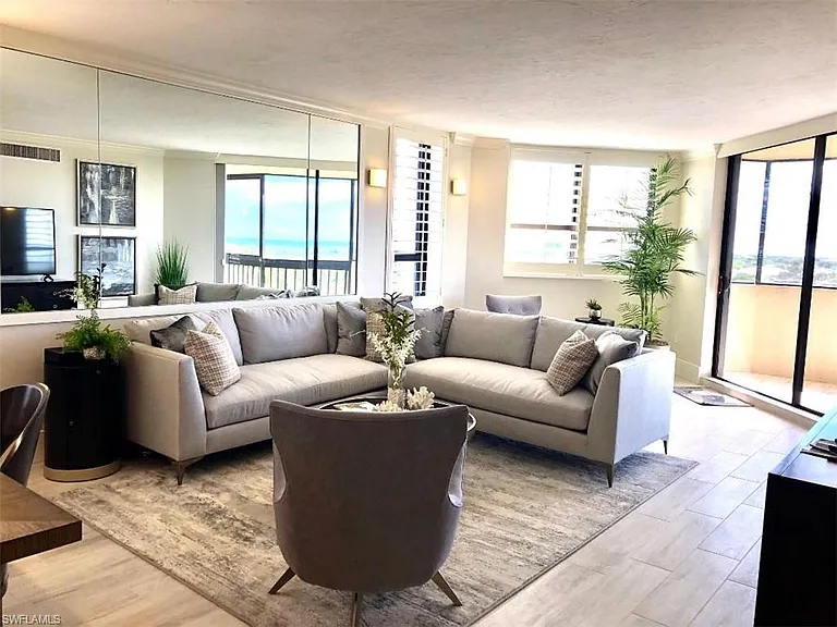 6001 Pelican Bay Blvd #505 — Photo 6