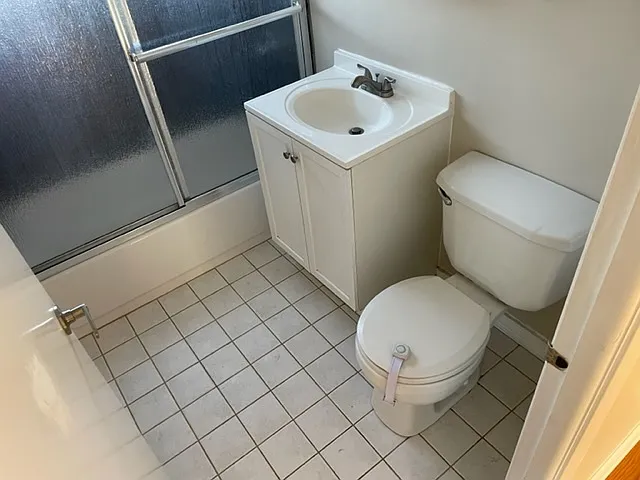 1019 Peterson Ave #B6 — Photo 22