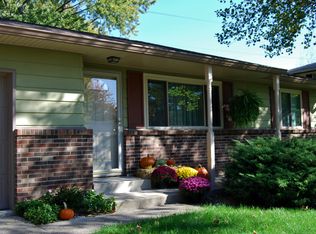 605 Spring Valley Dr, Indianapolis, IN 46231