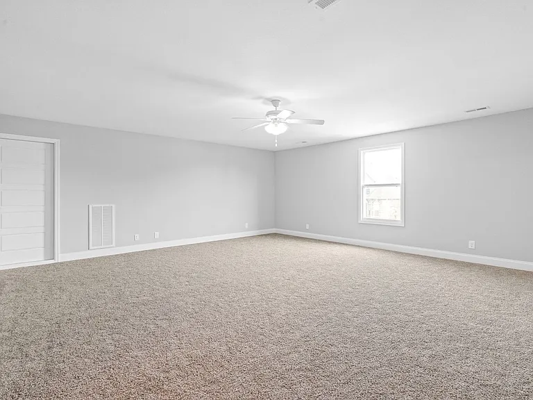 1042 Creek Way — Photo 23