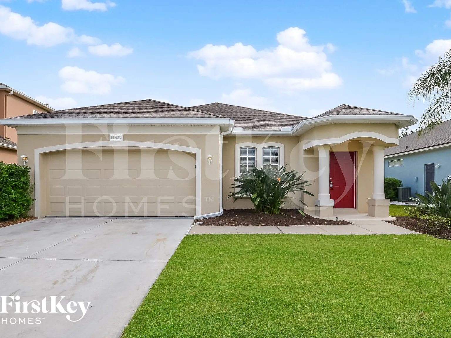 3 bed, 2.0 bath, 1598 sqft, $2,120 — Photo 1