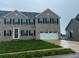 3049 Boettler St NE, Canton, OH 44721