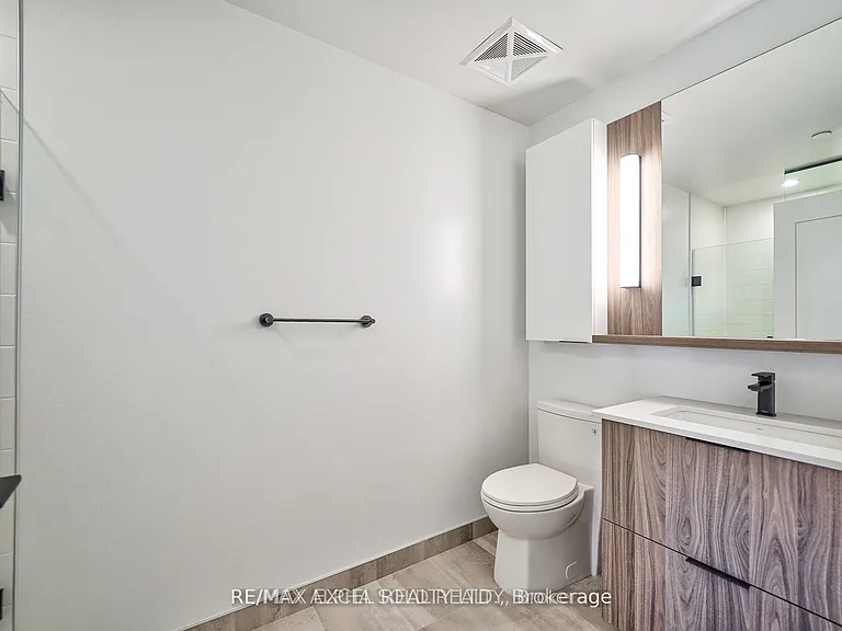 5 Defries St #3402 — Photo 27