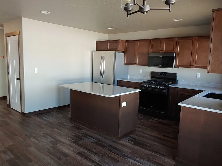 3831 N Pradera Ln — Photo 2