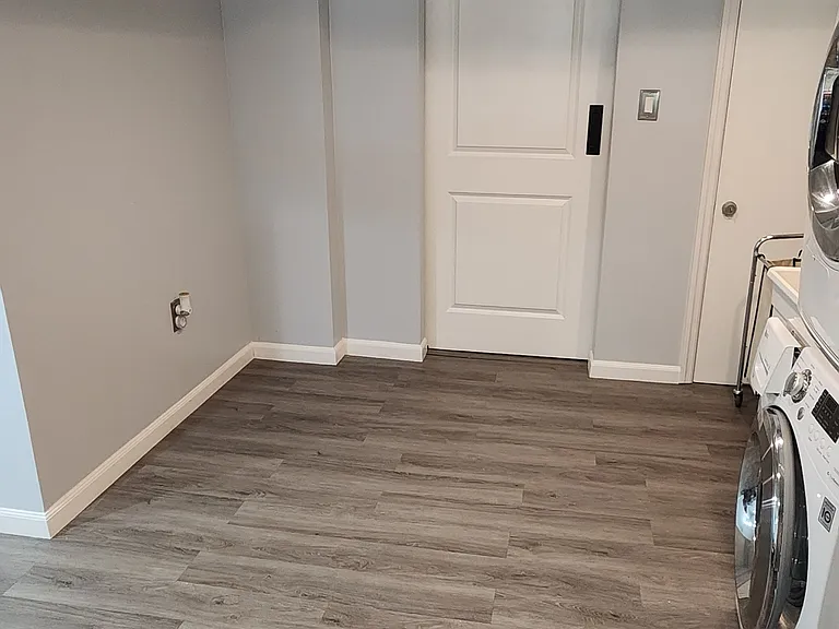 1268 Gittings Ave — Photo 16
