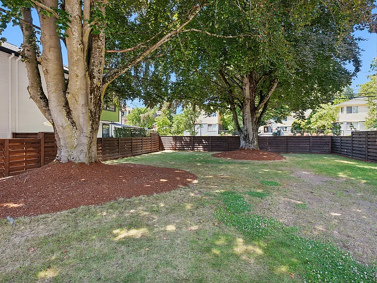 5719 SE 18th Ave #5719 — Photo 3