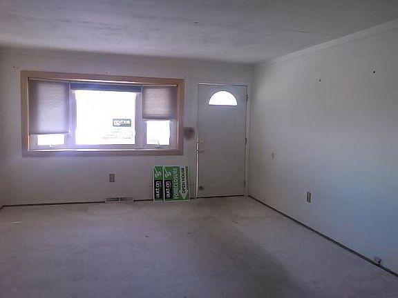 5th image of 7155 Swirlwood Ln