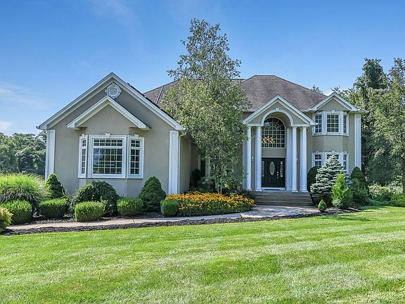 4th image of 116 Denniston Dr