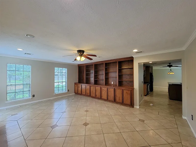 17207 Meadow Heights Dr — Photo 13