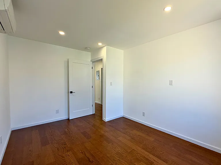 189 Saint Marys Ave #2 — Photo 9
