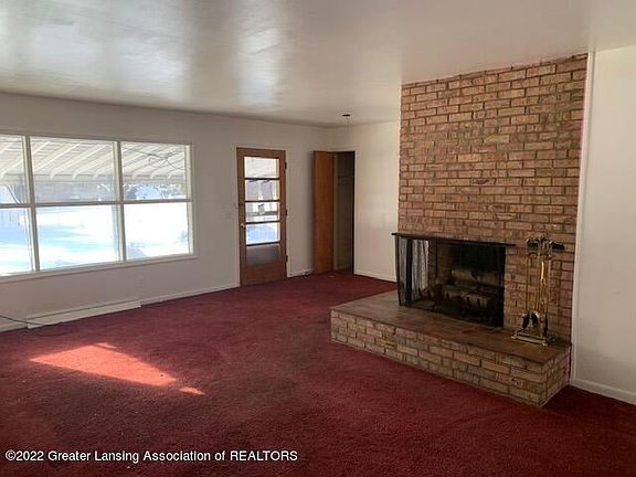 5th image of 2029 W Hillsdale St