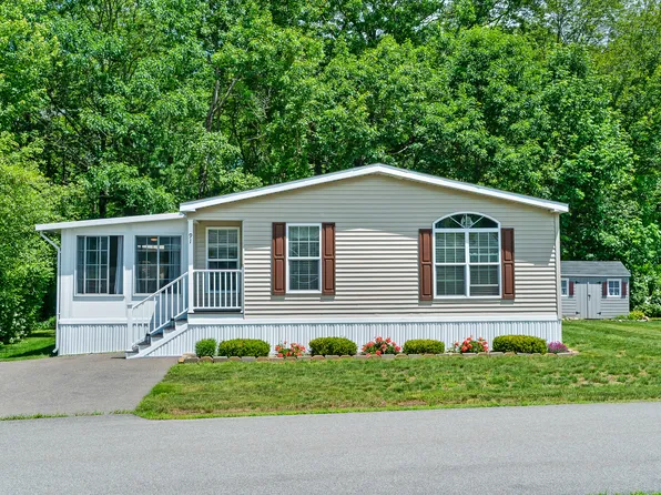 91 Anna Robert Circle #91, Wells, ME 04090