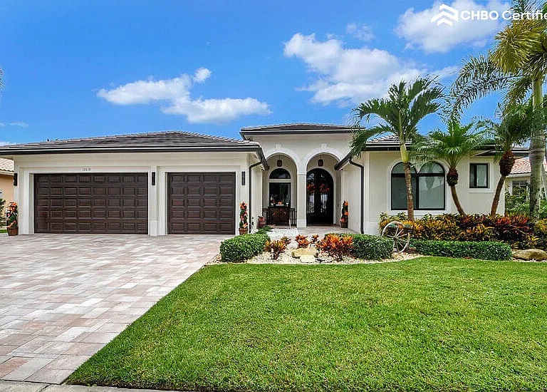 11618 Manatee Bay Ln — Photo 48