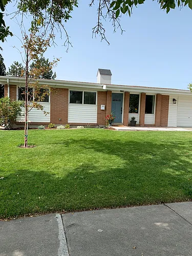 10566 S Carnation Dr Photo 1 10566 S Carnation Dr Photo 1